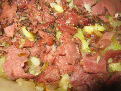 If you are wondering why I have the ingredients for this recipe in the title, it is because I have no idea what to call it.  It is delicious... Pastrami Casserole, Recipes Using Pastrami, Meals With Pastrami, Pastrami Recipe Ideas, Pastrami Recipe, Baked Corned Beef, Deli Food, Stove Top Recipes, Beef Recipes For Dinner