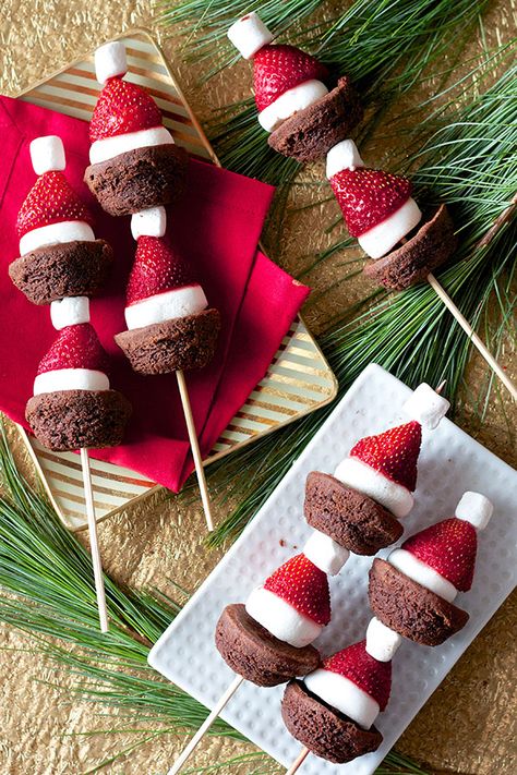 Santa Hat Brownie Kabobs 9693 copy