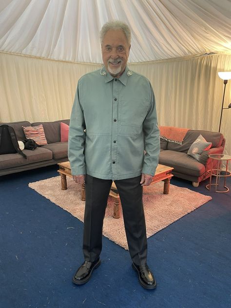 Tom Jones (@RealSirTomJones) on X Tom Jones Selfie 2024, Melancholic Love, Tom Jones Songs, Tom Jones Singer, Sir Tom Jones, Tom Jones, Country Rock, Oldies But Goodies, Happy Together