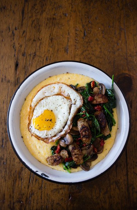 Cheesy Polenta, Breakfast Bowls Recipe, Skip Breakfast, Healthy Bites, Breakfast Bowl, Sun Dried Tomatoes, Savory Breakfast, Chicken Sausage, Breakfast Brunch Recipes