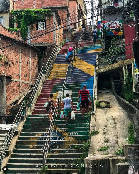 Brazil Slums, Brazil Street, Favelas Brazil, Brazil Life, Brazil Culture, Cyberpunk City, Sin City, Island Girl, Photo Archive