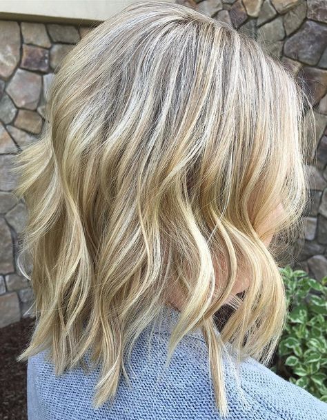 Blonde Balayage Lob Dark Blonde Bobs, Easy Waves, Straight Hairstyles Medium, Subtle Balayage, Tousled Hair, Hair Adviser, Lob Haircut, Long Layered Haircuts, Flat Hair