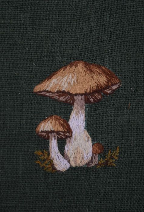 Mushroom Forest Embroidery, Hand Embroidered Mushroom, Embroidery Designs Nature, Easy Mushroom Embroidery, Embroidery Mushrooms Simple, Shroom Embroidery, Embroidery Mushrooms, Snail Embroidery, Embroidered Mushrooms