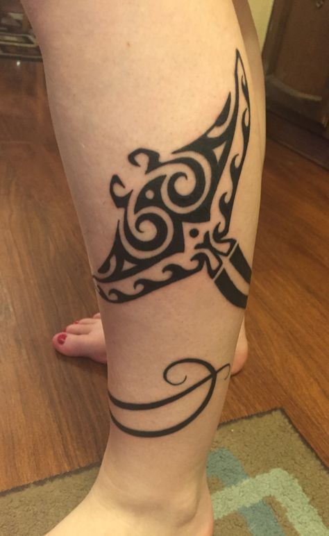 tribal stingray that wraps around the leg <3 Stingray Leg Tattoo, Leg Band Tattoos, Money Tattoo, Leg Bands, Calf Tattoo, Band Tattoo, Forearm Tattoo, Leg Tattoos, Mehndi Designs