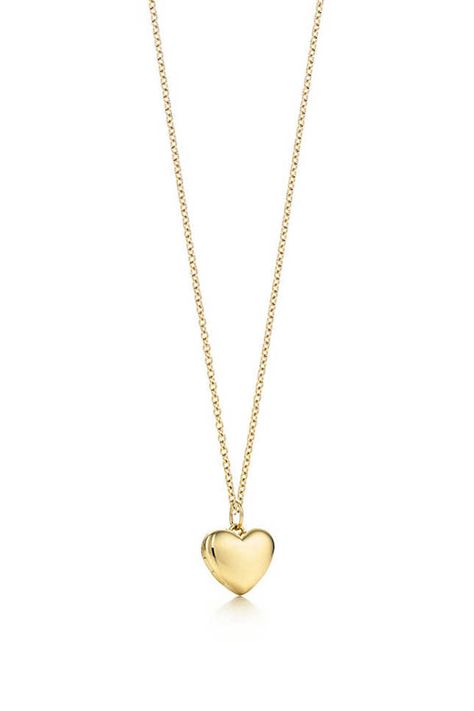 Heart Gold Necklace, Heart Necklace Tiffany, Heart Necklace Gold, Cheap Diamond Rings, Rings Ideas, Delicate Gold Necklace, Preppy Jewelry, Heart Necklaces, Black Gold Jewelry