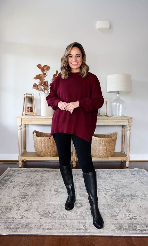 Thanksgiving Outfits with Leggings - Pumps & Push Ups Work Thanksgiving Outfit, Fall Thanksgiving Outfits, Outfit Ideas With Leggings, Casual Work Outfit Winter, Leggings Work Outfit, Thanksgiving Outfit Women Casual, Comfortable Fall Outfits, Confident Outfit, Leggings Outfit Winter