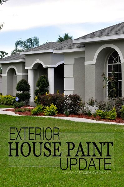 Stucco Pop Out Ideas, Exterior House Colors Florida Stucco, Florida Home Exterior Colors Stucco, Stucco House Makeover, Stucco Exterior Makeover Color Schemes, Florida House Colors, Gray Stucco House Exterior, Green Stucco House Exterior, Grey Stucco House