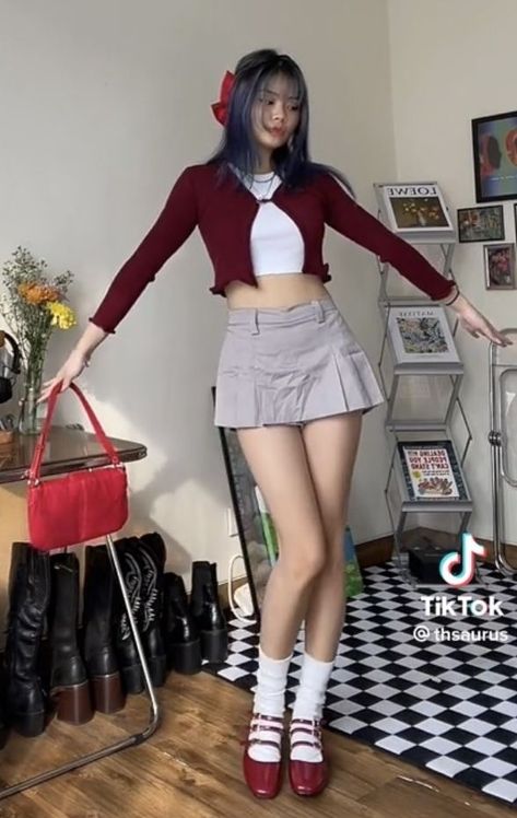 Radwimps Concert Outfit, Red Summer Outfit Aesthetic, The Marias Outfit, Museum Summer Outfit, Red Shoes Outfit Aesthetic, Marry Jane Outfits, Grey Skirt Outfit Summer, Cotteque Outfits, Red Mary Jane Shoes Outfit