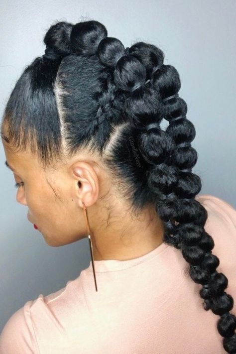 Three slicked down bubble ponytails with a braid integrated to add a creative spin to it. 4c Hair Type, Ponytail Hairstyles For Black Women, Dream Hairstyles, Type 4c Hairstyles, Hairstyles For Black Hair, Protective Hair, Easy Updo Hairstyles, Bubble Ponytail, Black Ponytail Hairstyles