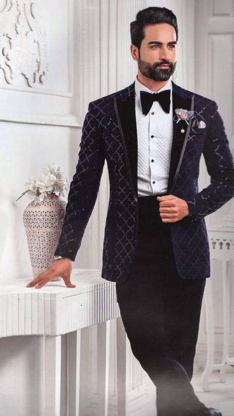 Engagement Outfit For Men Classy, Suit For Reception Men, Tuxedo For Men Wedding Groom Style, Reception Suits For Men, Reception Suits For Men Indian, Reception Suit For Groom, Tuxedo For Men Wedding Classy, Fancy Suits For Men, Designer Tuxedo Men Grooms