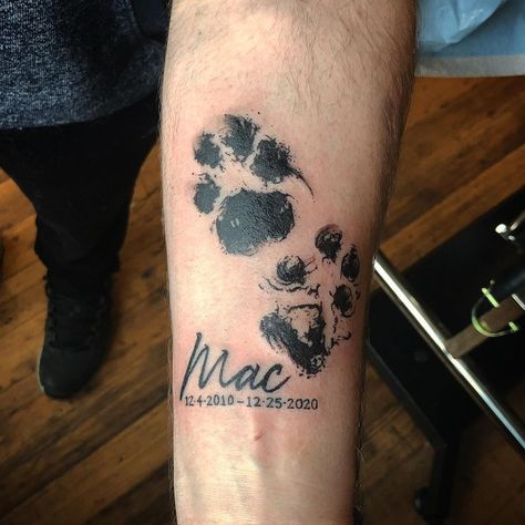 Paw Print With Date Tattoo Dog Tattoo Ideas For Men, Dog Paw Tattoo For Men, Lost Dog Tattoo, Pet Dog Tattoo, Dog Collar Tattoo, Collar Tattoo, Date Tattoo, Kali Tattoo, Twin Tattoos