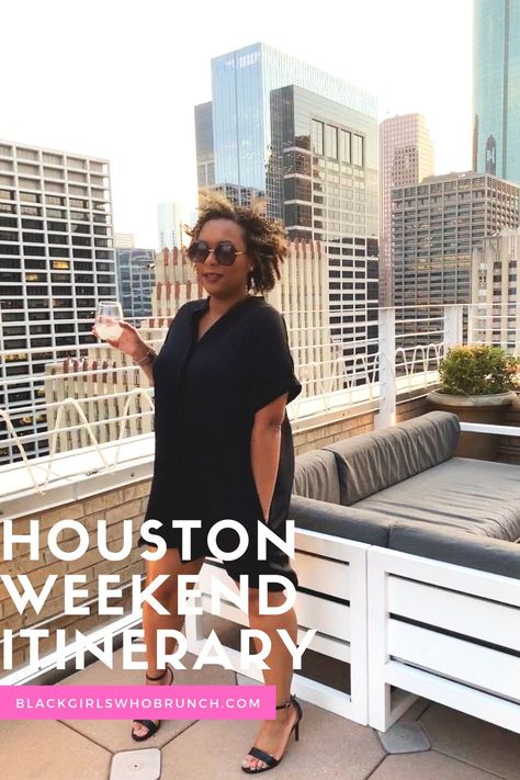 The Houston Itinerary - A guide to a fun weekend in Houston, Texas  #WeekendTrip #Houston #Roadtrip Houston Nightlife Outfits, Packing For Houston Texas, Houston Itinerary Black People, What To Pack For Houston Texas, Houston Texas Outfits Spring, Houston Trip Outfit Ideas, Trip To Houston Texas Outfits, Houston Texas Fashion, What To Wear In Houston Texas