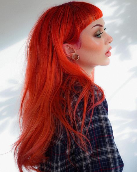 Evelina Forsell, Orange And Violet, Fox Hair Dye, Yellow Blonde Hair, Fox Hair Color, Red Orange Hair, Vibrant Red Hair, Yellow Blonde, Arctic Fox Hair Color