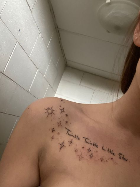 Name With Stars Tattoo, Twinkle Twinkle Tattoo, Twinkling Star Tattoo, Stars Collar Bone Tattoo, Sparkle Shoulder Tattoo, Collar Bone Tattoos For Women Quotes, Star Collar Bone Tattoo, Shoulder Collar Bone Tattoo For Women, Twinkle Star Tattoo