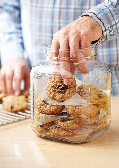 Mason Jar Cookies Mix, Store Cookies, Refrigerated Cookie Dough, Icebox Cookies, Mason Jar Cookies, Waxed Paper, Cookie Storage, Frozen Cookie Dough, Frozen Cookies