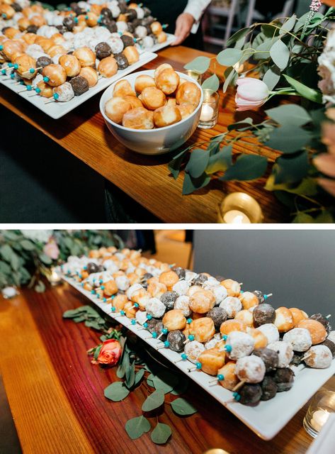 Munchkins donut kabobs from Dunkin Donuts wedding cake alternative Donut Holes Wedding Display, Donut Hole Display Shower Ideas, Dunkin Donuts Wedding, Doughnut Holes Display, Display Donut Holes, Donut Hole Wedding Display, Donut Hole Bar, Donut Hole Display, Donut Hole Kabobs