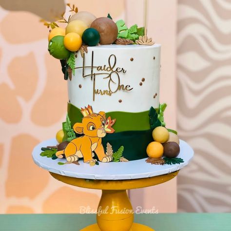 Instagram Simba Cake Ideas, Lion King Birthday Party Ideas, Half Birthday Cakes, Lion King Theme, Baby Boy Art, Lion King Party, Lion King Baby Shower, Lion King Baby, Lion King Cakes