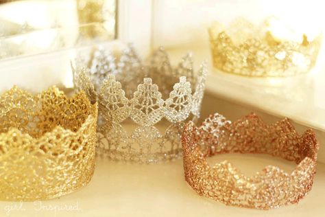 DIY Lace Princess Crowns - perfect for little princesses or photography props! Nye Party Hats, Lace Crowns, Diy Crown, Nye Party, Princess Crown, New Year’s Eve, E Card, Eve Parties, New Years Eve Party