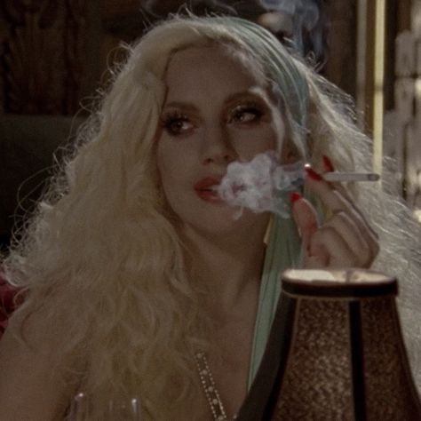 Countess American Horror Story, Lady Gaga The Countess, Lady Gaga Young, Lady Gaga Hotel, Lady Gaga Countess, The Countess Ahs, Lady Gaga American Horror Story, American Horror Story Hotel, Ahs Hotel