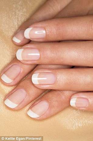 French Manicure Long Nails, Pedicure Glitter, Acrylic Nails Natural, Natural Acrylic Nails, Unghie Nail Art, Manicure Colors, French Manicure Nails, Manicure Tips, Basic Nails