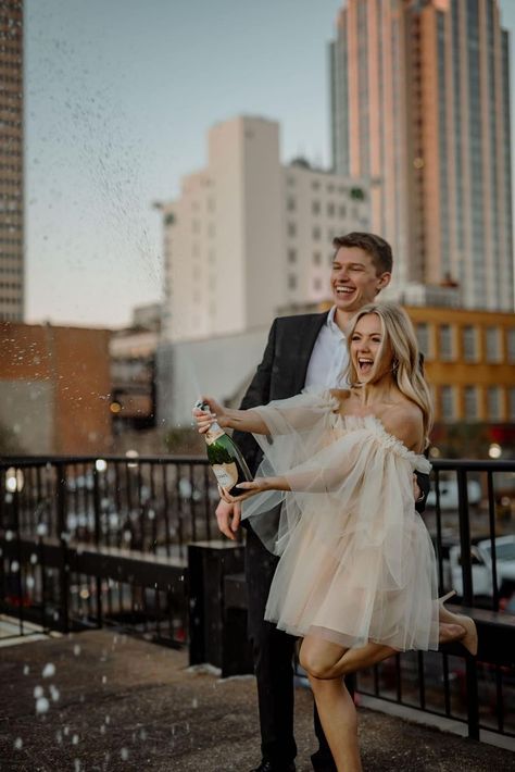 Engagement Shoots Poses, Courthouse Wedding Photos, Engagement Picture Outfits, Engagement Photography Poses, Cute Engagement Photos, Couple Engagement Pictures, City Engagement Photos, Engagement Pictures Poses, Champagne Pop