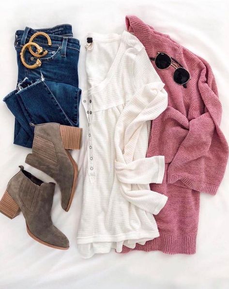 Handmade Footwear, Chenille Cardigan, Sofft Shoes, Patiently Waiting, Cute Comfy Outfits, Open Cardigan, Fall Winter Outfits, Outfit Details, Daily Outfits