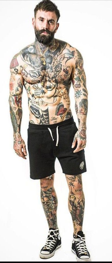 Bodybuilders With Tattoos, Ricki Hall, Tattoo Inspiration Men, Body Tattoo, Stephen James, Inked Men, Hot Tattoos, Wolverhampton, Body Tattoos