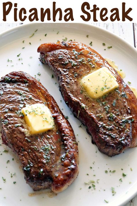 Two picanha steaks topped with butter. Picanha Steak Recipe Air Fryer, How To Cook Picanha Steak, Picanha Steak Recipe Grill, Picanha Steak Recipe Oven, Pichana Steak Recipe, Picanha Recipes, Beef Picanha, Picanha Steak Recipe, Fatty Steak