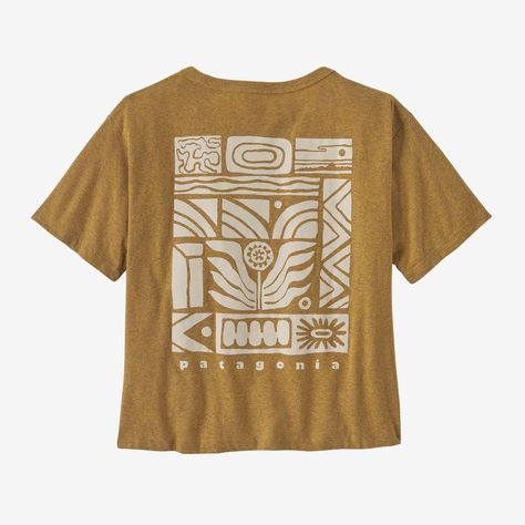 Women's Graphic Tees & Logo T-Shirts by Patagonia Patagonia Tshirt, Patagonia Style, Capsule Wardrobe Women, Women's Graphic Tees, Logo T Shirts, Recycled T Shirts, Crewneck Style, Nature Shirts, Streetwear Style