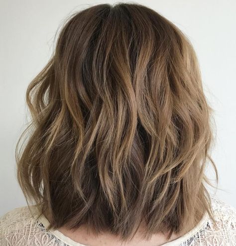 Layered Lob For Thick Hair Haircuts Wavy Thick Hair, Midlength Haircuts Choppy, Shoulder Length Hair Choppy Layers, Mid Length Choppy Layers, Shoulder Length Choppy Layers, Choppy Lob Haircut Mid Length, Choppy Medium Length Hair, Choppy Layers For Medium Hair, Medium Length Choppy Layers