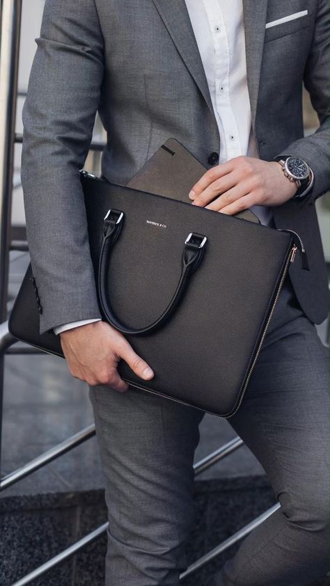 Men’s Briefcase, Laptop Bags For Men Style, Man Bags Fashion For Men, Office Bag For Men, Men Bags Fashion, Mens Carry On Bag, Leather Briefcase Men Business, Mens Handbag, Men Laptop Bag