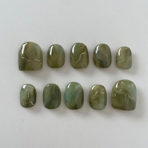 Jade Stone Nails, Earth Tones Nails, Wabi Sabi Nails, Classy Nail Art Ideas, Jade Nails, Magic Nails, Hello Nails, Hippie Nails, Punk Nails