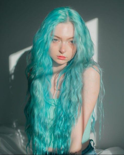 Water Hair Aesthetic, Mint Colored Hair, Light Turquoise Hair, Coloured Hair Aesthetic, Turquoise Hair Aesthetic, Soft Teal Aesthetic, Pastel Teal Hair, Light Teal Hair, Long Light Blue Hair