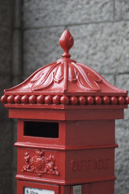 London post box Benjamin Britten, Red Mailbox, Snow Falls, Telephone Box, You've Got Mail, England And Scotland, Post Box, London Town, London Love