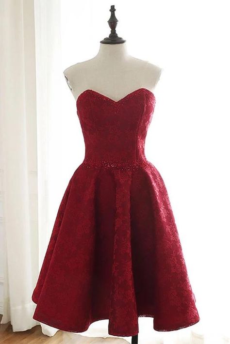 Burgundy Homecoming Dress, Prom Dress Burgundy, Emo Stuff, Mini Prom Dresses, Dresses 2022, Dress Homecoming, Lace Homecoming Dresses, Burgundy Lace, Short Prom Dress