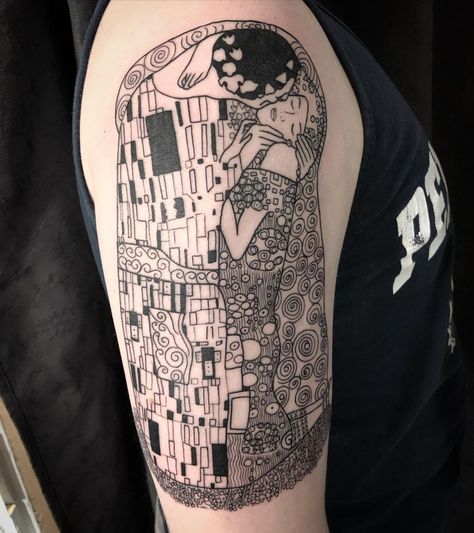 The Kiss Tattoo, Gustavo Klimt Tattoo, The Kiss Painting Tattoo, Gustav Klimt Tattoos, The Kiss Gustav Klimt Tattoo, Gustav Klimt Tattoo, The Kiss By Gustav Klimt, Klimt Tattoo, Black And Blue Tattoo