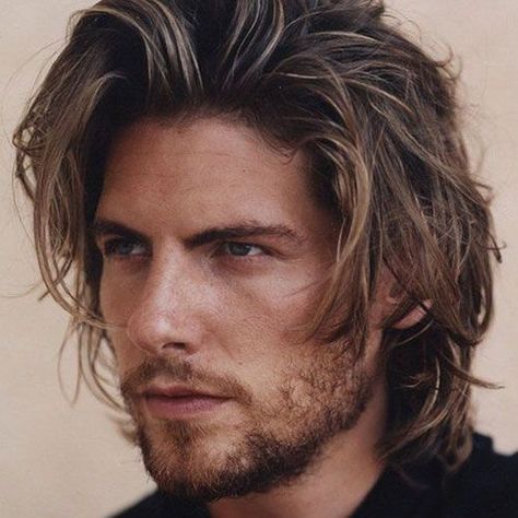 Men's Longer Hairstyles Hairstyles For Teenage Guys, Man With Long Hair, Long Messy Hair, New Long Hairstyles, Trendy We Fryzurach, Growing Your Hair Out, Mens Hairstyles Medium, Men's Long Hairstyles, Corte De Cabelo Masculino