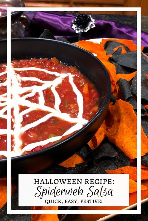 A super quick and easy idea for Halloween night! Halloween Salsa Ideas, Halloween Chips And Salsa, Halloween Chips, Quick Salsa, Halloween Bath, Halloween Cake Decorating, Halloween Menu, Idea For Halloween, Bingo Night