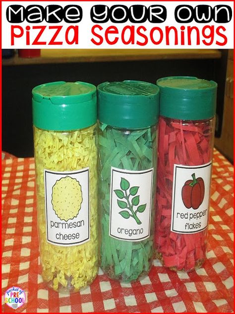 Pizza Restaurant Dramatic Play - Pocket of Preschool Dramatic Play Themes, Dramatic Play Center, Purposeful Play, Role Play Areas, Prop Box, Restaurant Themes, Make Your Own Pizza, Dramatic Play Preschool, Dramatic Play Area