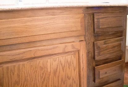 Restaining Wood Floors, Restaining Wood Furniture, Interior Wood Trim, Stained Kitchen Cabinets, Water Based Wood Stain, Oak Kitchen Cabinets, New Kitchen Cabinets, Oak Kitchen, Diy Kitchen Cabinets