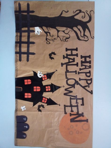 Túmulos, fantasmas e happy Halloween Halloween Wall Classroom, Halloween Decoration For Classroom, Halloween Wall Decorations For School, Halloween Posters Ideas For School, Halloween Decoration For School, Halloween Wall Ideas, Halloween Decorations School Classroom, Halloween Decor For Classroom, Halloween Poster Ideas For School