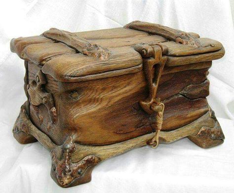 Hope chest Tre Kunst, Woodworking Project Plans, Carpentry Projects, Into The Wood, Log Furniture, Diy Holz, Wooden Chest, Into The Woods, Woodworking Designs