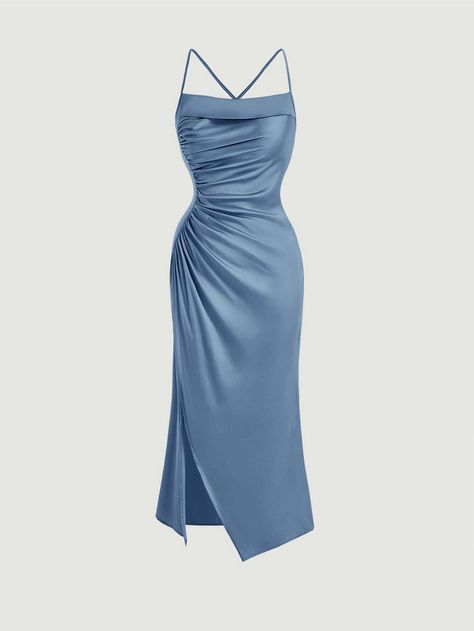 SHEIN Vestido de tirantes de espalda abierta con tira cruzada de muslo con abertura fruncido Shein Satin Dress, Vestido Shein, Dusty Blue Dress, Classy Prom Dresses, Marine Uniform, Iconic Dresses, Shein Dress, Grad Dresses, Bodycon Dress Parties