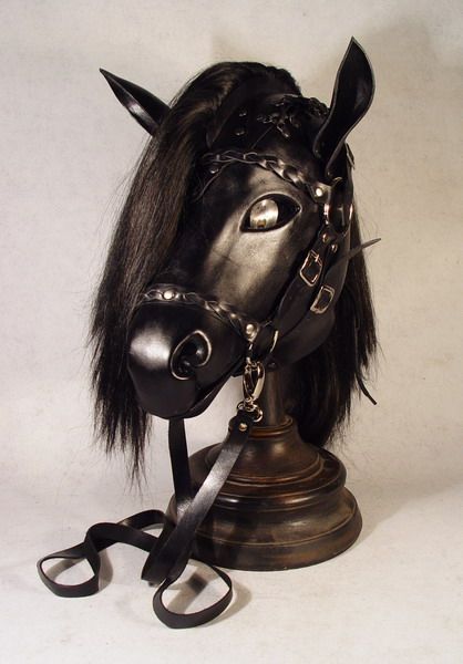 Horse Mask, Toy Story Costumes, Post Apocalyptic Fashion, Horse Costumes, Apocalyptic Fashion, Leather Mask, Puppy Play, Masks Art, Black Horse