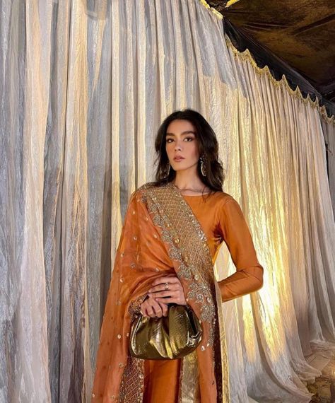 Orange Indian Dress, Orange Indian Outfit, Desi Fits, Desi Aesthetics, Trendy Outfits Indian, Indian Outfits Lehenga, Pakistani Couture, Traditional Indian Dress, Pakistani Wedding Outfits