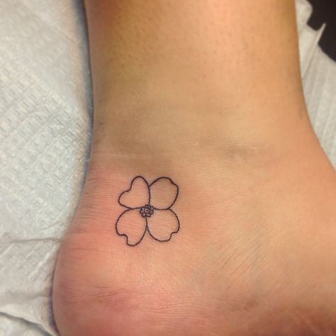 Minimalist Dogwood Tattoo, Small Dogwood Flower Tattoo, Dogwood Tattoos, Calista Aesthetic, Dogwood Flower Tattoo, Dogwood Tattoo, Dogwood Flower Tattoos, Sarah Tattoo, Canada Tattoo