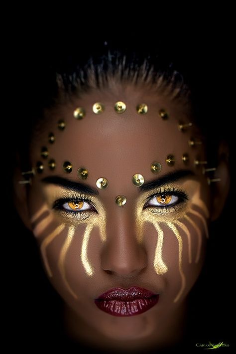 Extreme Make-up, Gold Makeup, Fantasy Makeup, Costume Makeup, African Beauty, Black Women Art, 인물 사진, Creative Makeup, Face Art