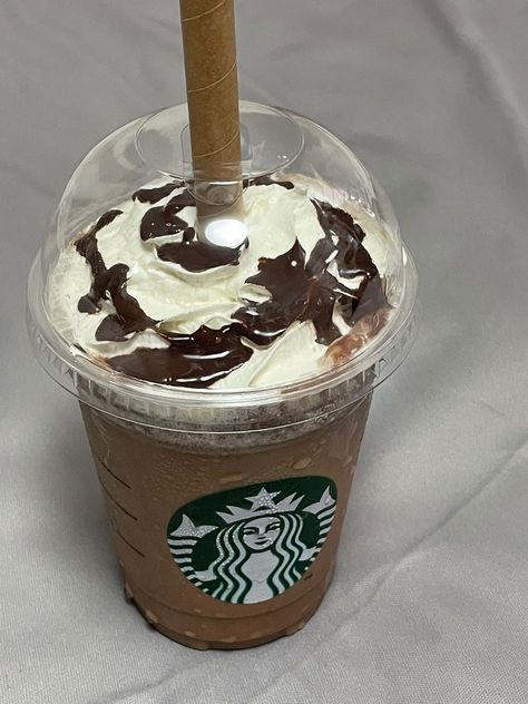 Starbucks Frappe Aesthetic, Choco Drink Aesthetic, Starbucks Drink Frappe, Mocha Frappe Aesthetic, Chocolate Frappe Starbucks, Oreo Frappe Starbucks, Chocolate Drink Aesthetic, Cafe Estilo Starbucks, Starbucks Chocolate Drinks