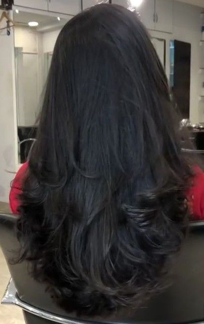 Black Long Hair Blowout, Bombshell Layers, Hair Inspp, Filipino Hair, Grow Black Hair, Pretty Hair Cuts, Homemade Hair Treatments, Black Brown Hair, Long Shiny Hair