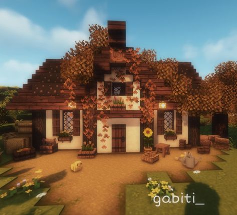 Minecraft Oak Mansion, Autumn Minecraft House, Minecraft Autumn House, Coquette Minecraft, Castle Blueprints, Minecraft Castle Blueprints, Minecraft House Decor, Minecraft Halloween, Minecraft Town